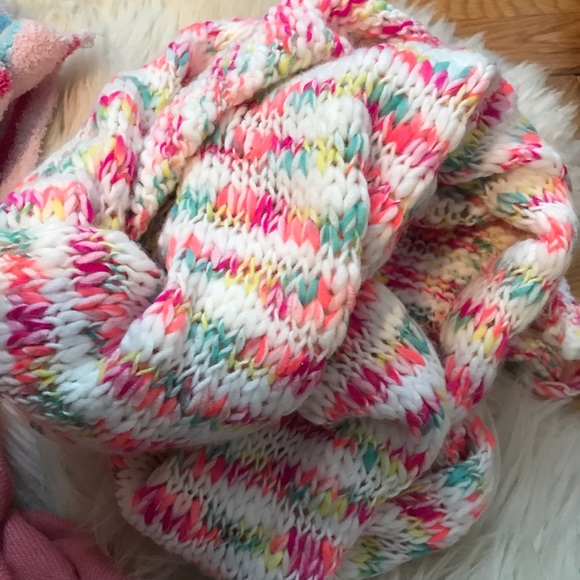 Set of 3 Scarves - Picture 2 of 6